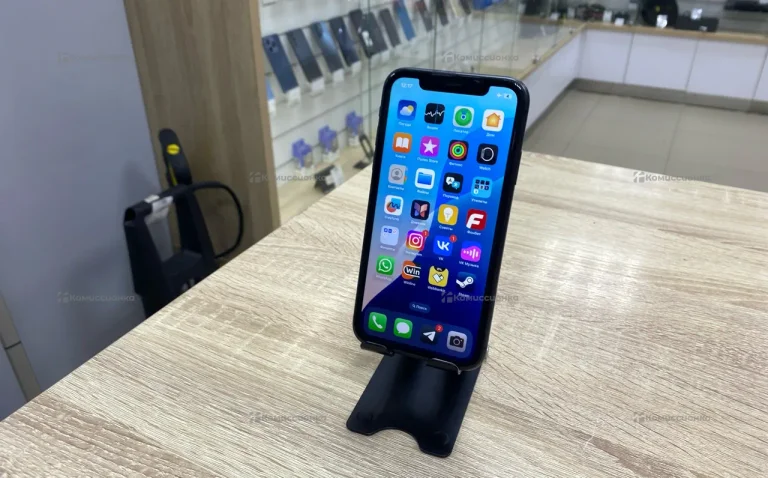 Apple Iphone 11 64 ГБ