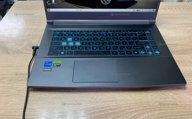 Ноутбук MSI MS-16R8