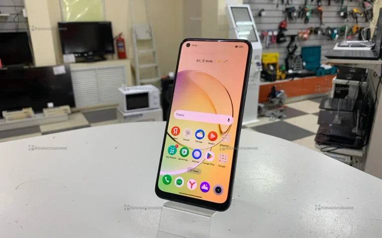 Realme 10 4/128 ГБ