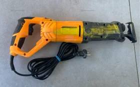 Пила сабельная Вихрь ПС-900Э