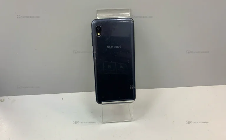 Samsung Galaxy A10 2/32 ГБ