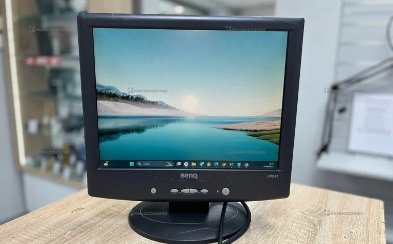Монитор BenQ FP547