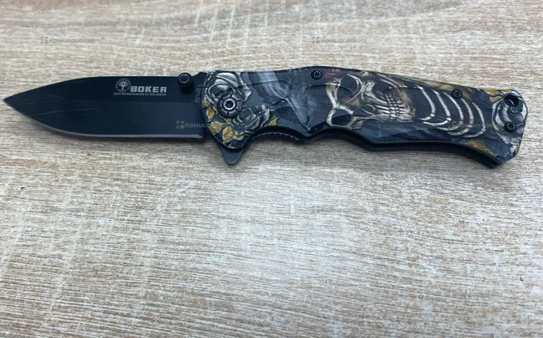 Нож Boker
