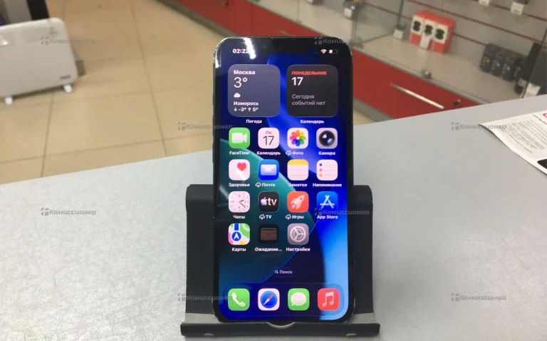 Apple iPhone 13 4/128 ГБ