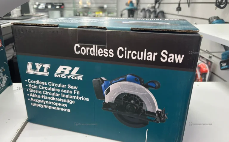 Циркулярная диск/пила аккумуляторная Makita 21V