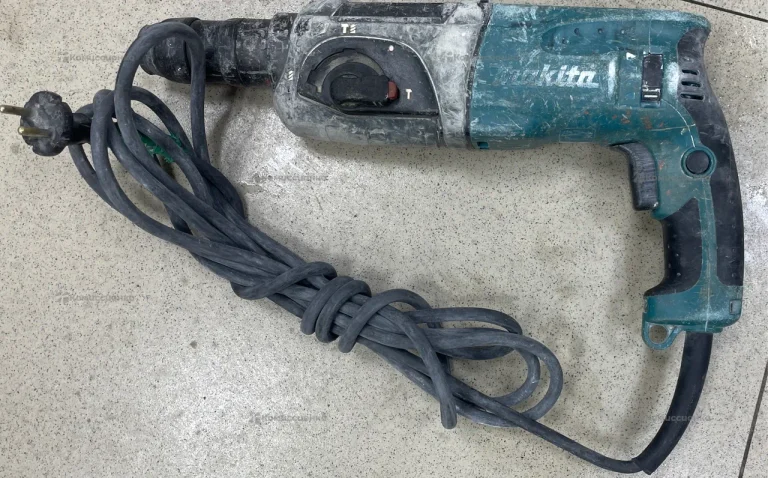 Перфоратор makita HR2470FT