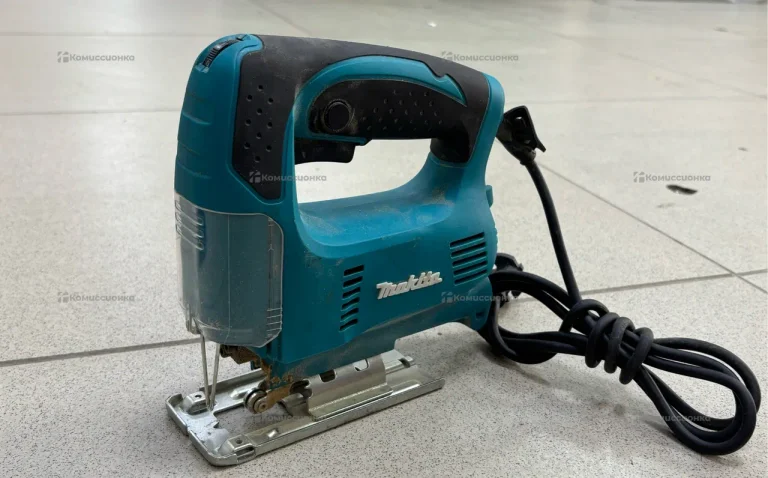 Электролобзик MAKTA JIG SAW
