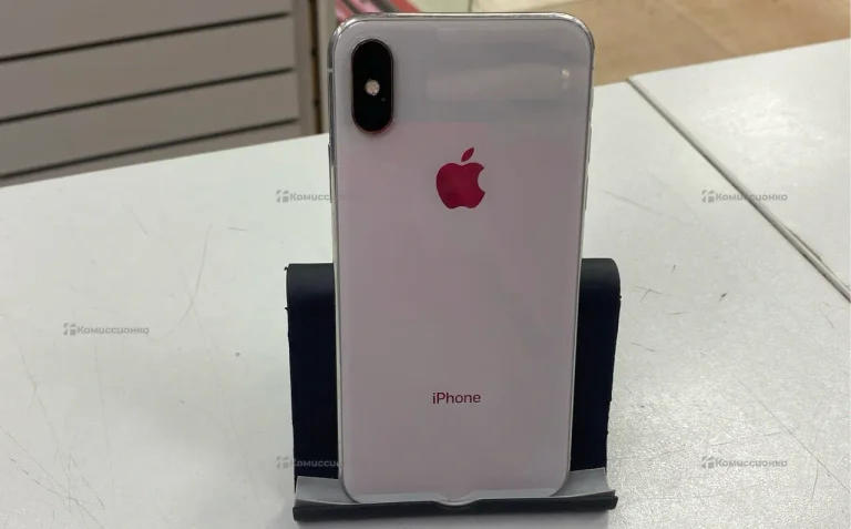 Apple iPhone X 3/64 ГБ