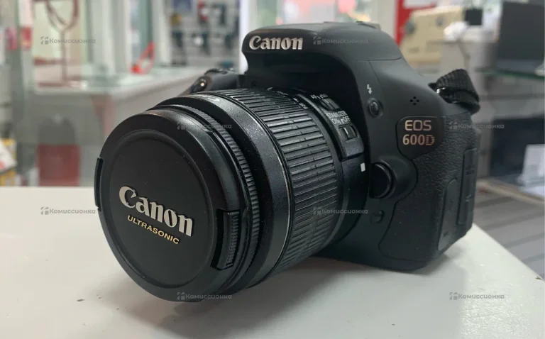 Фотоаппарат  Canon EOS 600dd