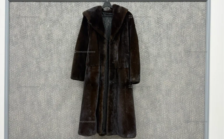 Шуба норковая Black Lama 46 размер