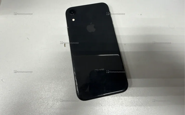 Apple iPhone XR 3/128 ГБ