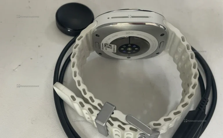 Часы  Samsung Galaxy Watch ultra