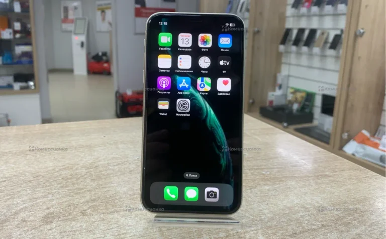 Apple iPhone 11 4/128 ГБ