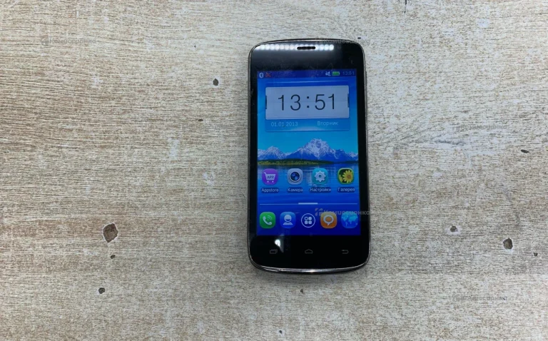 Explay T400