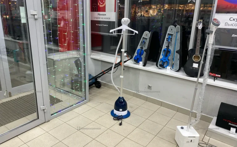 Вертикальный Отпариватель для одежды POLARIS PGS