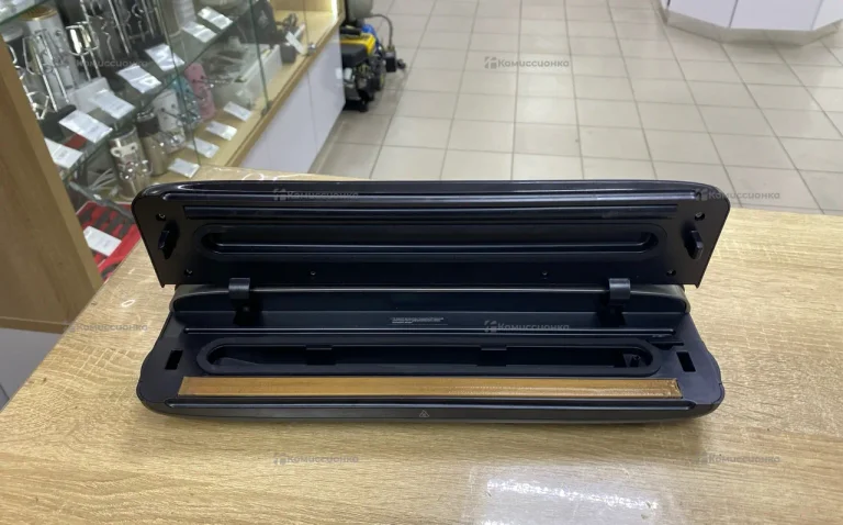 Вакуматор Kitfort KT-1526