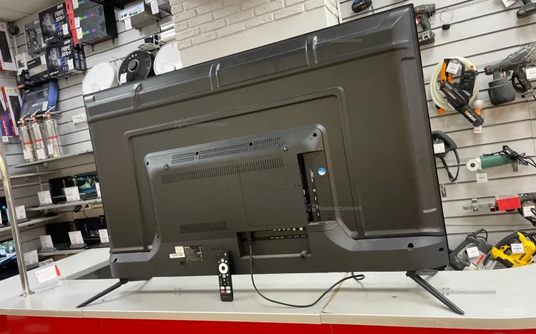 Телевизор Dexp 50UHG1