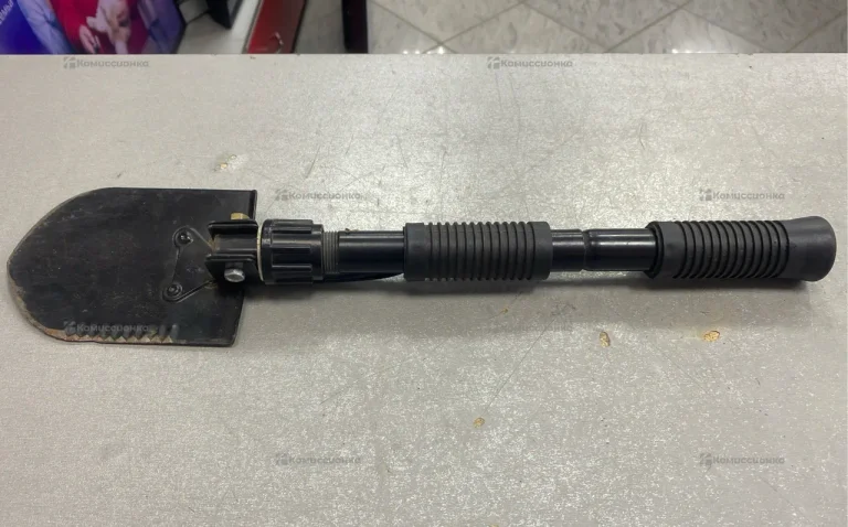 Лопатка туристическая