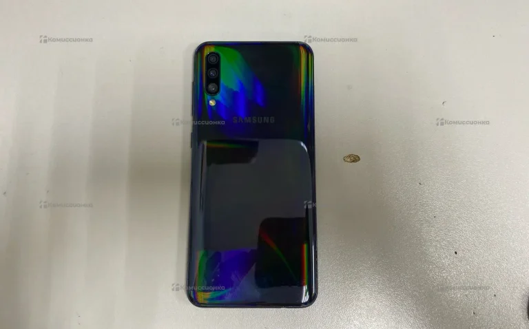 Samsung Galaxy A50 4/64 ГБ