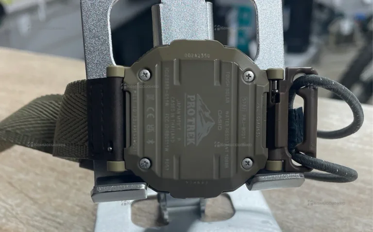 Часы  Casio Pro Trek