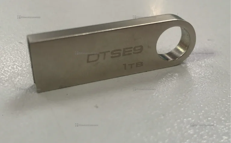 USB Флешка 1000gb