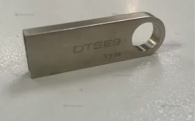 Купить USB Флешка 1000gb б/у , в Набережные Челны Цена:390рублей