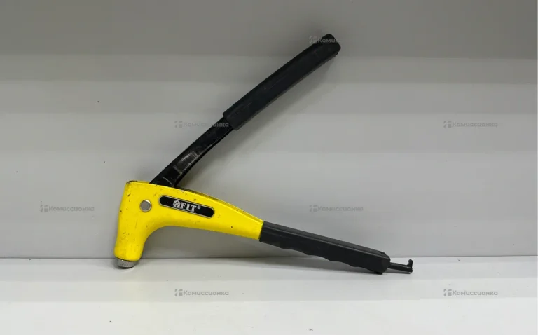 Клепальник FIT