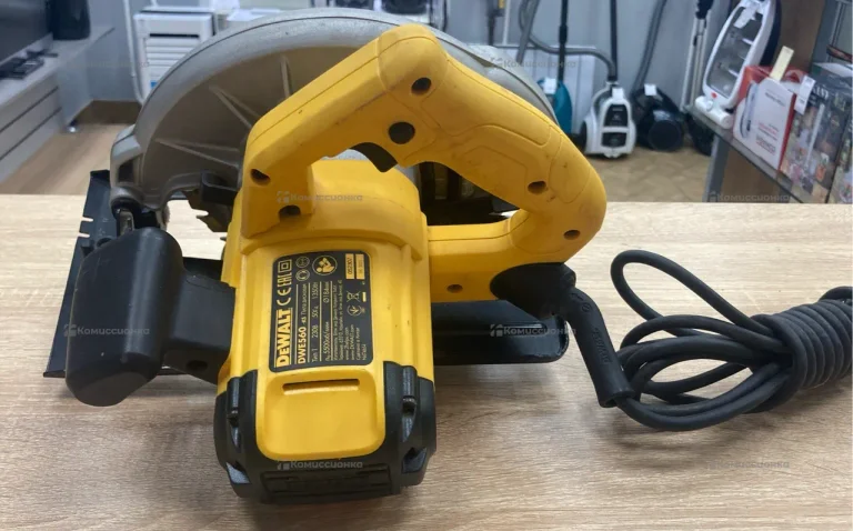 Дисковая пила dewalt DWE560