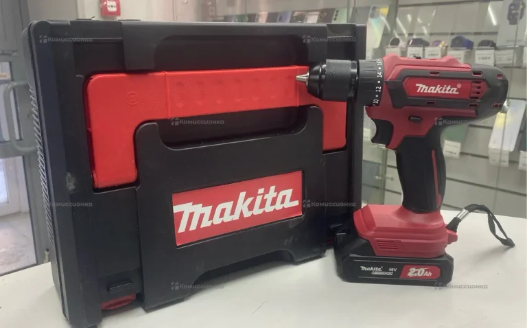 Шуруповерт Makita DFO300