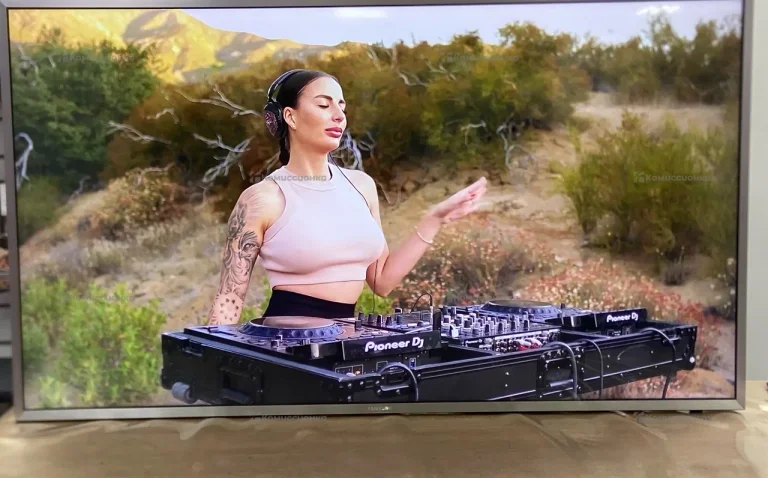 Телевизор Samsung UE40MU6450U