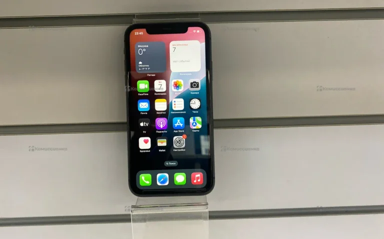 Apple iPhone 11 4/64 ГБ