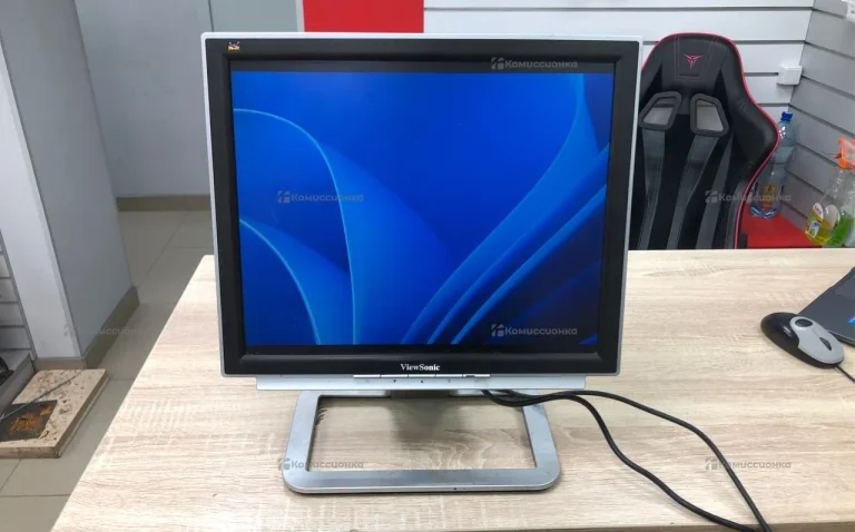 Монитор Viewsonic VX715