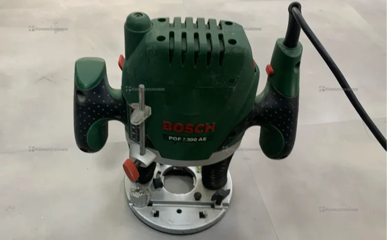 Фрезер Bosch POF 1200 AE