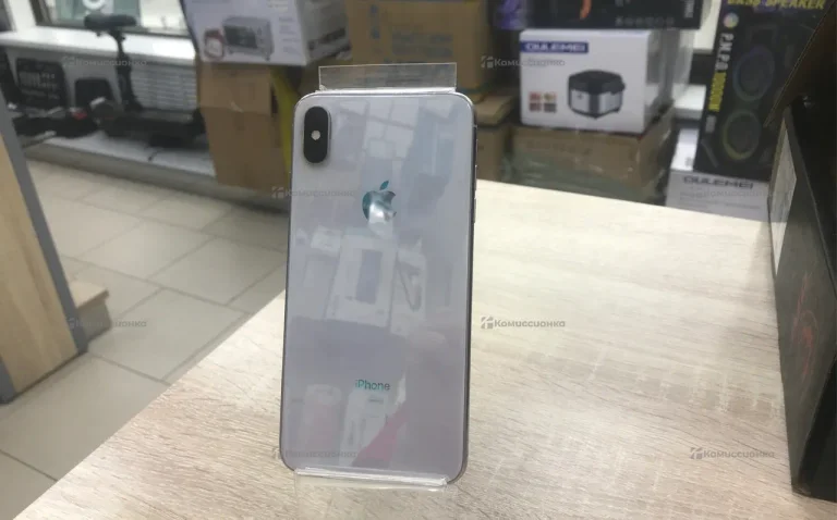 Apple iPhone XS 4/64 ГБ