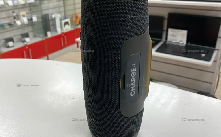 Колонка JBL CHARGE 4