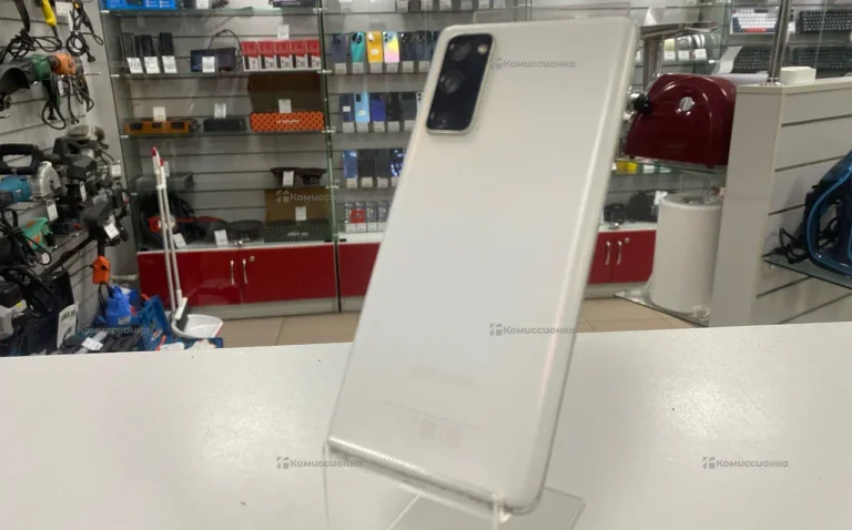 Samsung Galaxy S20 FE 6/128 ГБ