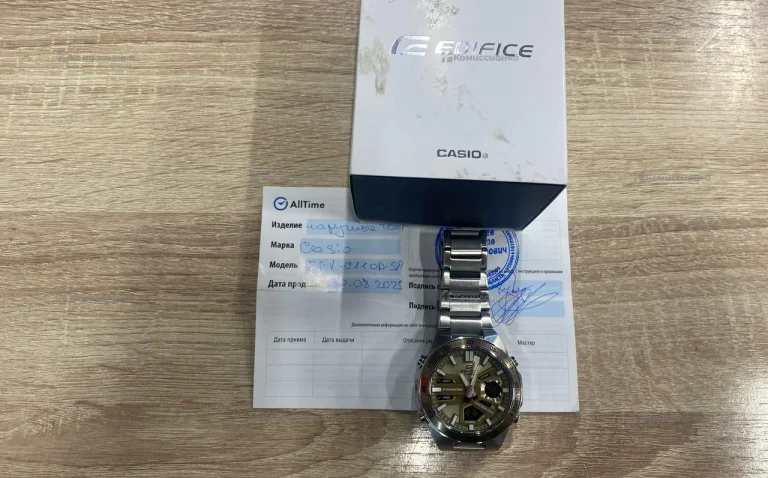 Часы  Casio EFV -C110