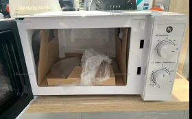 Купить Микроволновая печь Hi M020W05 б/у , в Тольятти Цена:3900рублей