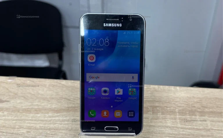Samsung Galaxy J1 (2016) 1/8 ГБ