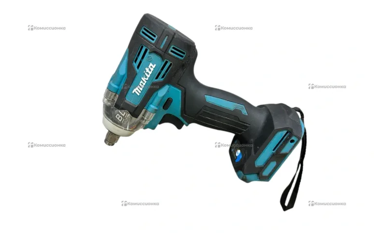 Аккумуляторный ударный гайковерт Makita реплика