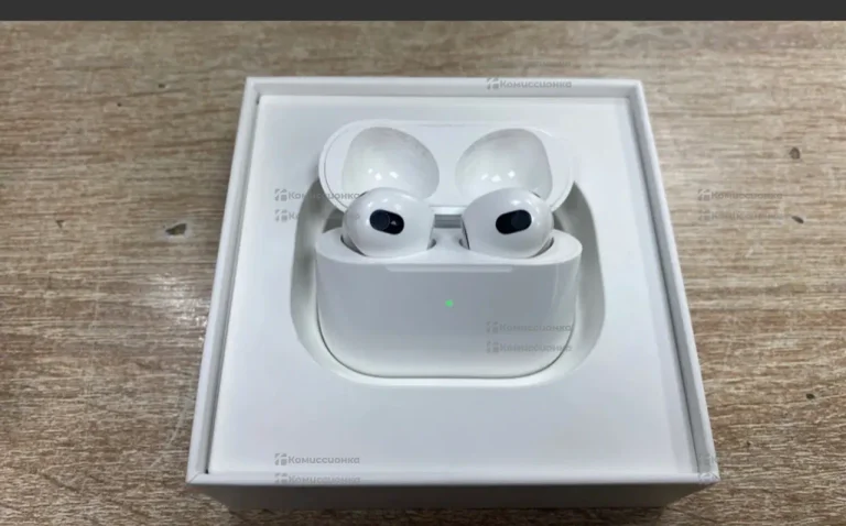 Наушники  AirPods 4