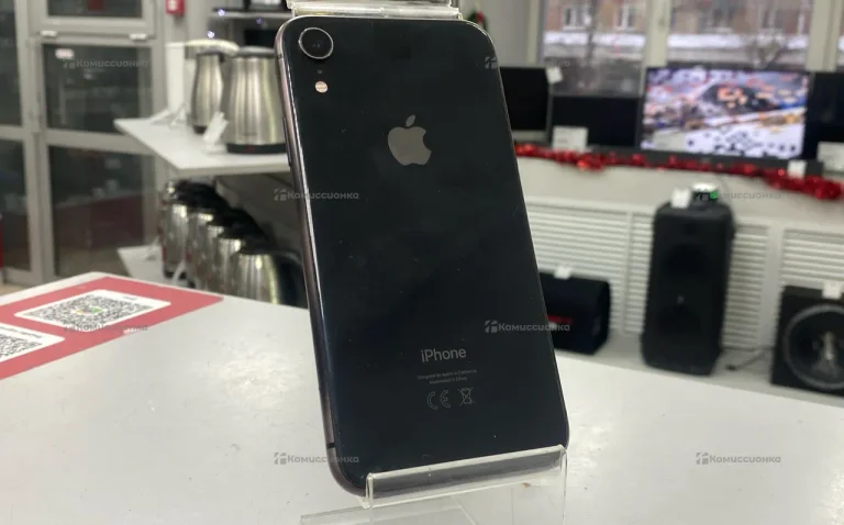 Apple iPhone XR 3/64 ГБ