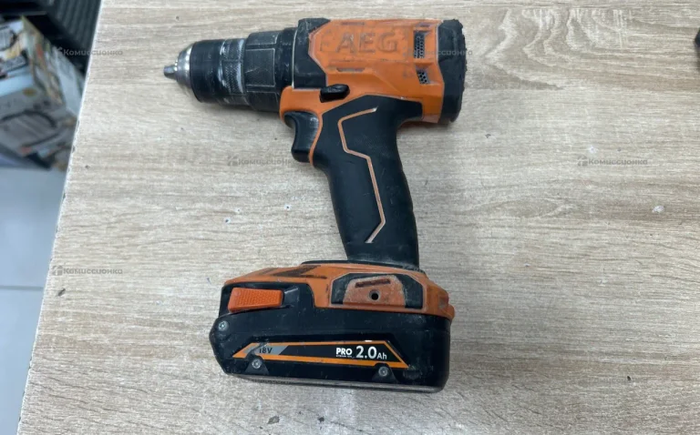 Аккумуляторная дрель-шуруповерт AEG BS18G4