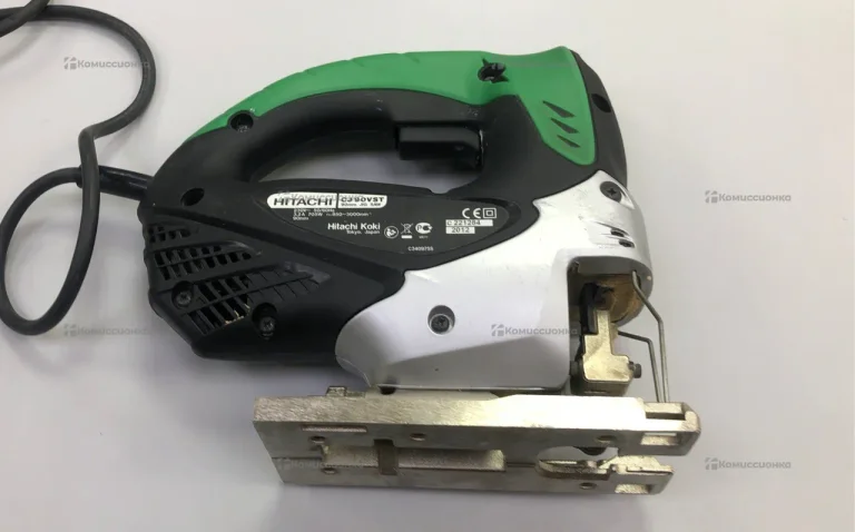 Электролобзик Hitachi CJ90VST