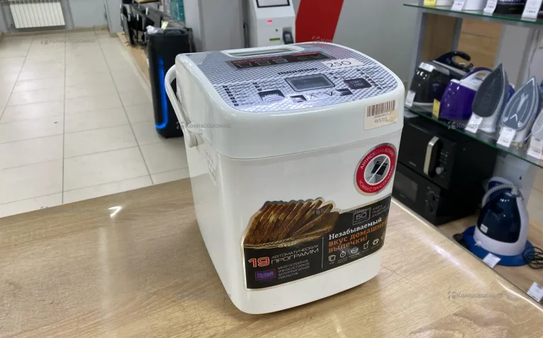 Хлебопечь Redmond RBM-1908 (белый)