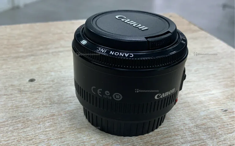 Объектив Canon Lens EF 50mm