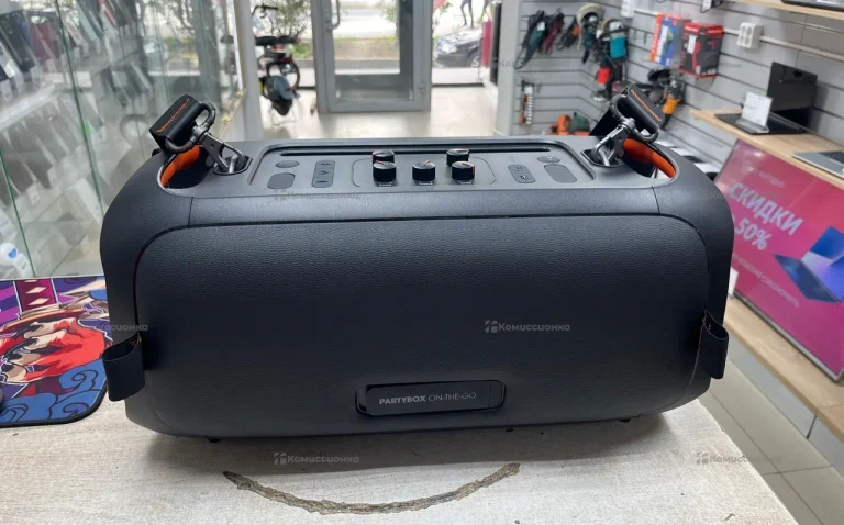 Колонка  JBL Partybox
