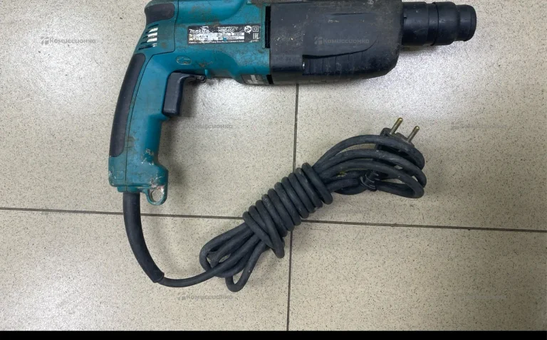 Перфоратор makita HR2450