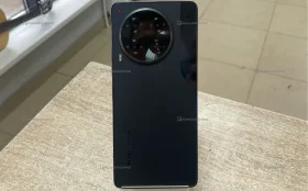 Tecno Camon 30 8/256 ГБ