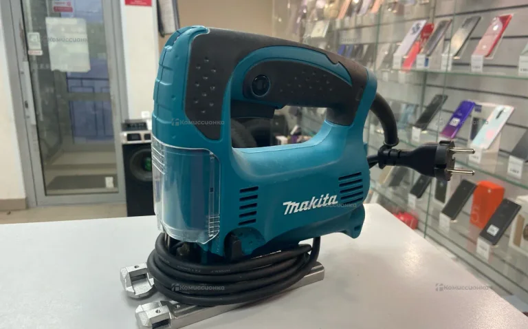 Электролобзик makita 4329